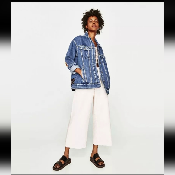 ♥️SOLD ❤️NWT Embroidered Denim Jacket - Picture 4 of 15